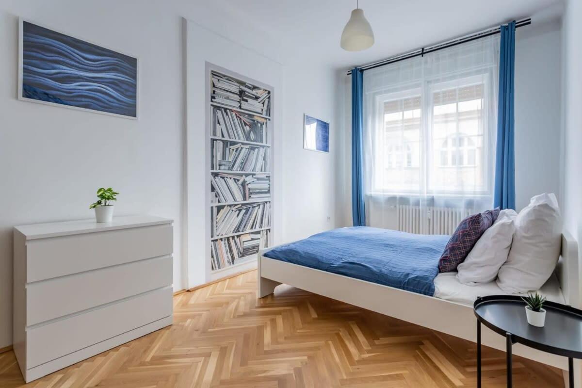 Home Away From Home In The Center Budapeste Exterior foto